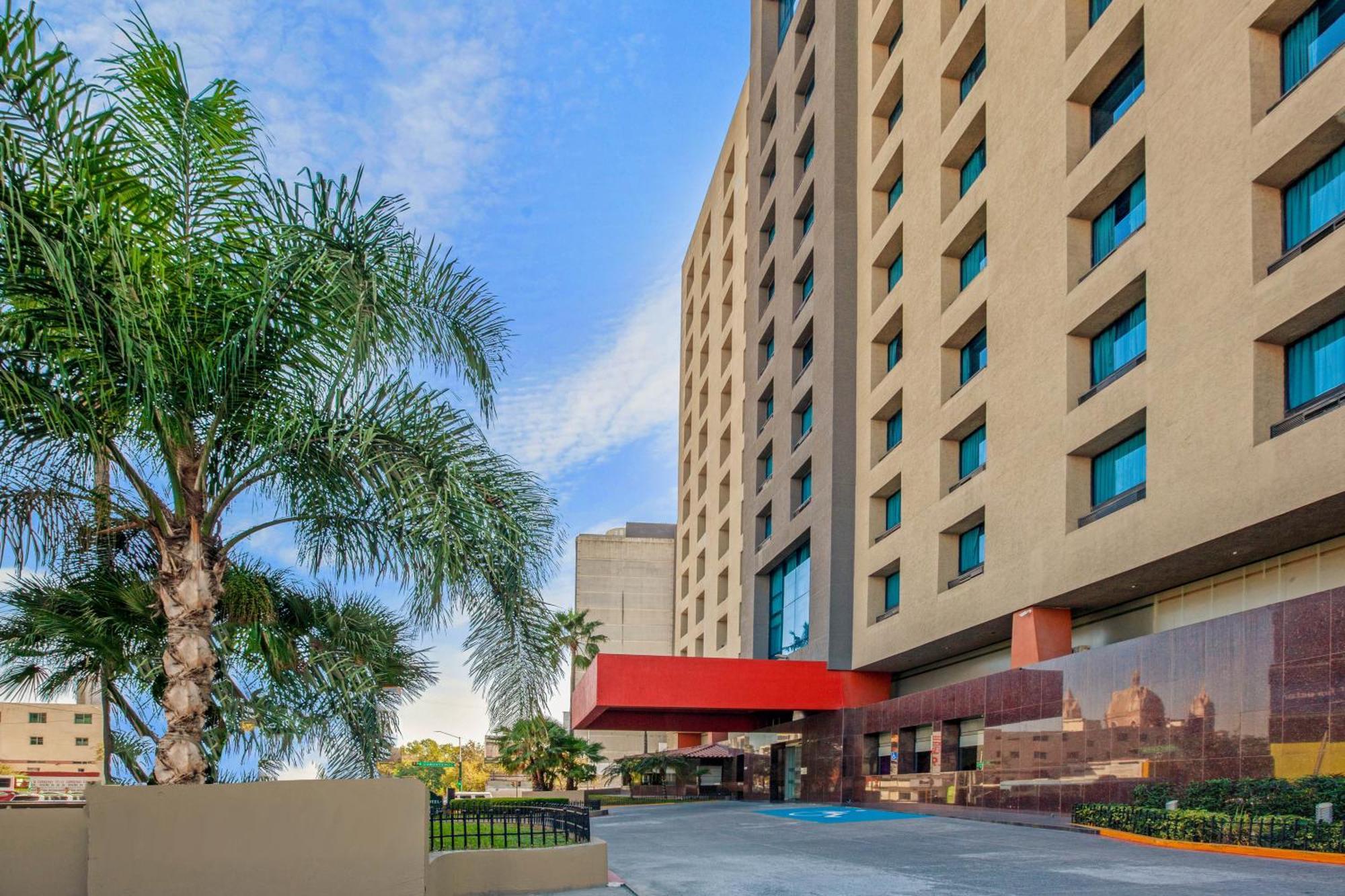 Chn Hotel Monterrey Centro, Trademark Collection By Wyndham Exterior photo